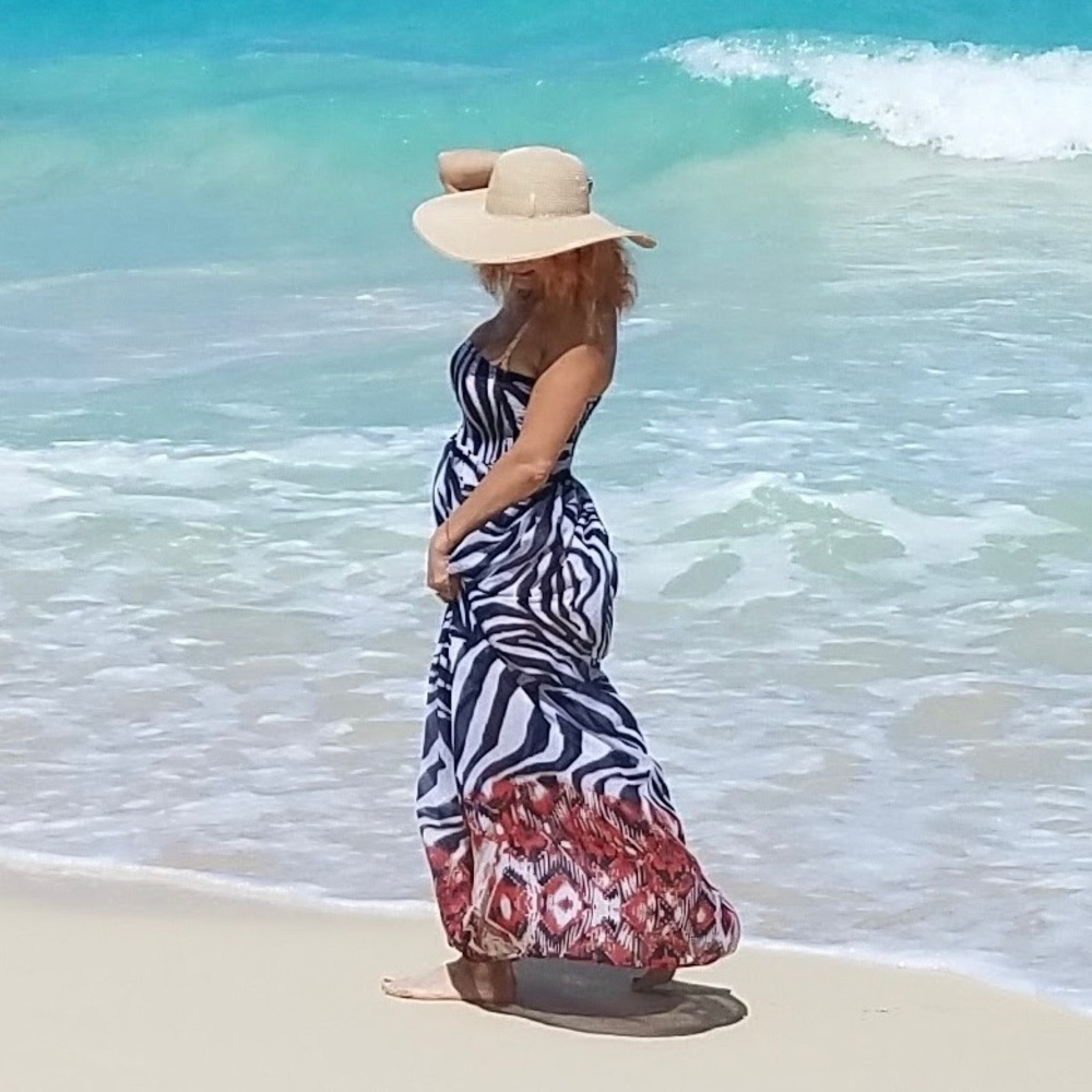 Pia Rossini cover up M/L